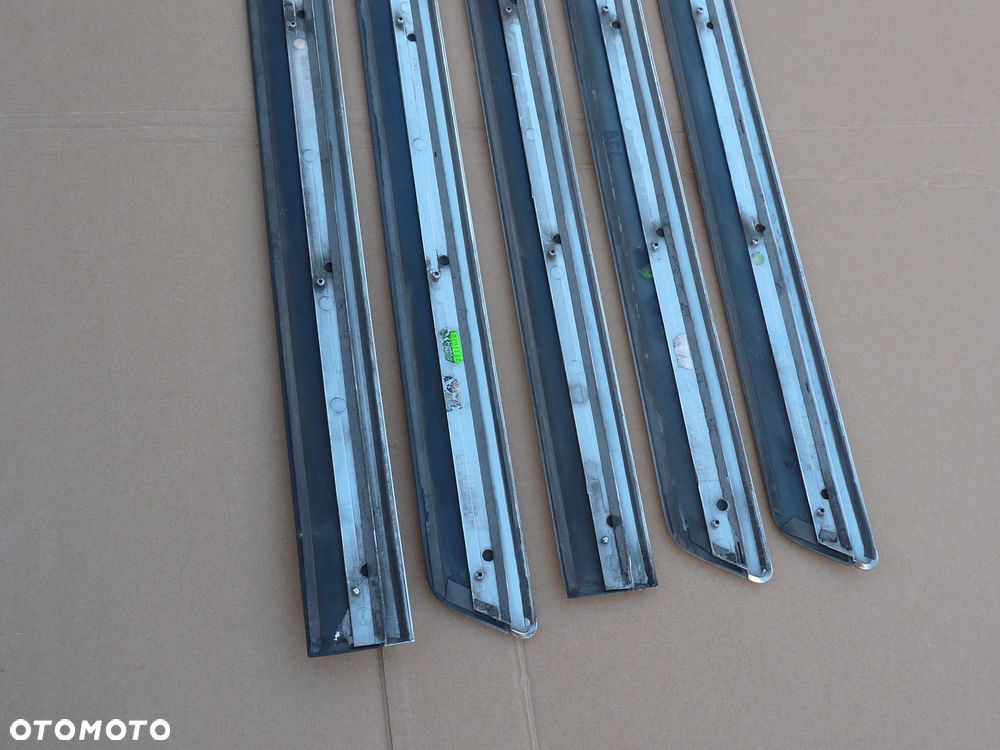 AUDI A8 D3 LISTWA CHROM DRZWI TYŁ - 7