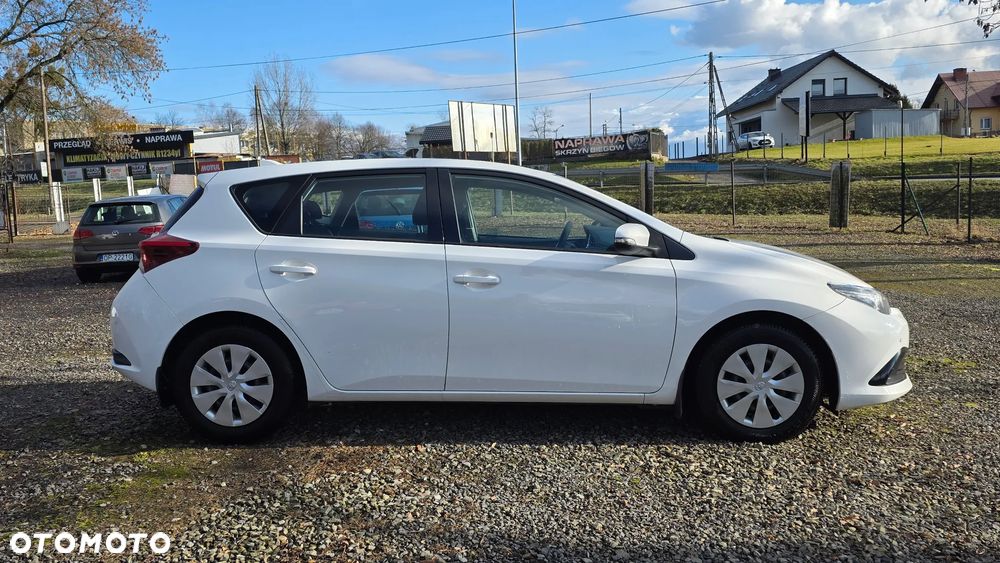 Toyota Auris 1.33 VVT-i Life - 5