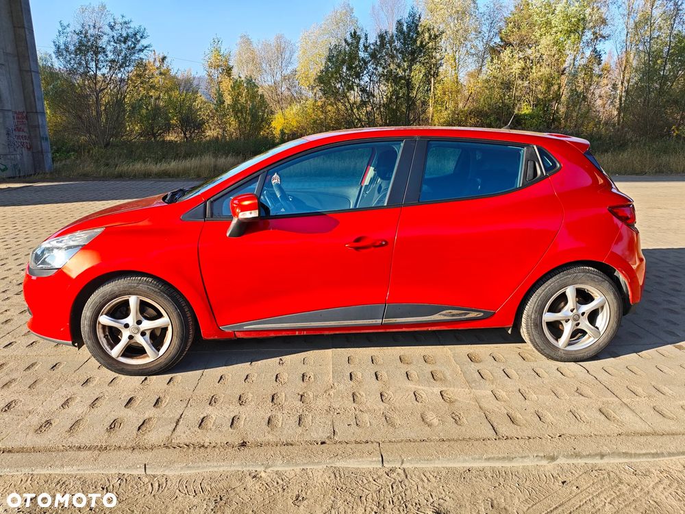 Renault Clio 1.2 16V Alize - 13