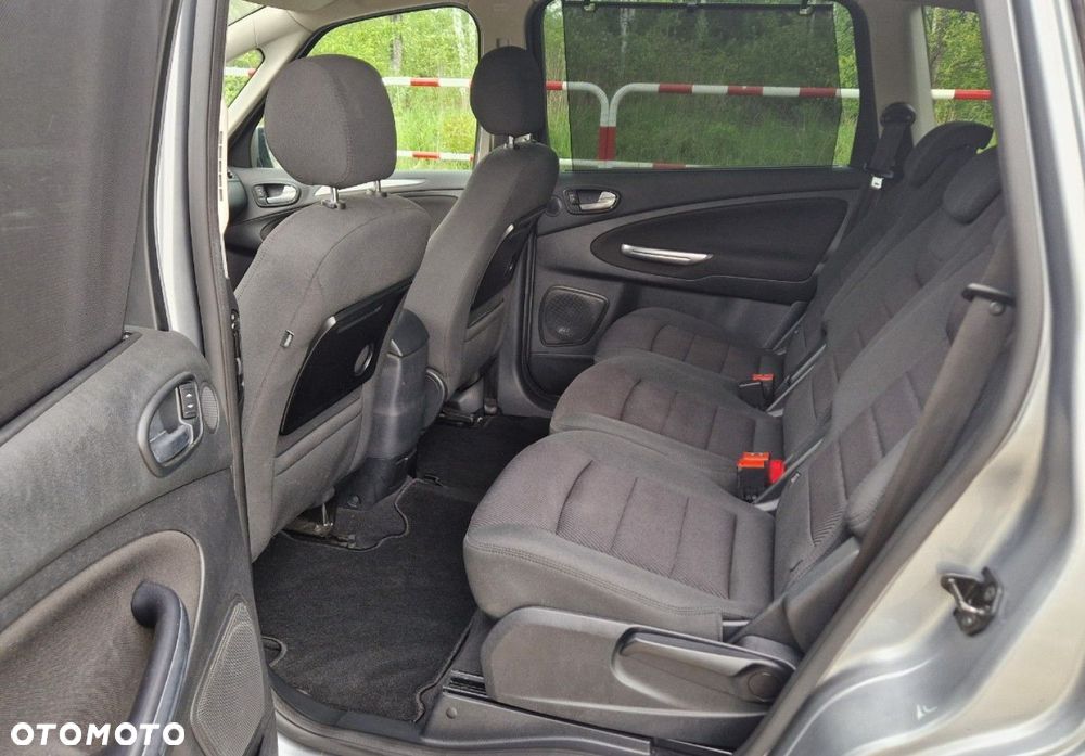 Ford S-Max 2.0 TDCi DPF Titanium - 24