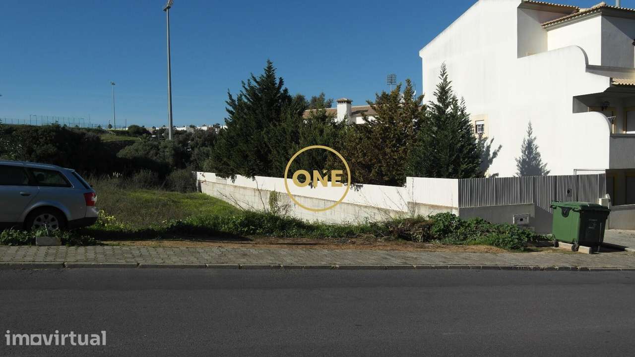 Terreno para construção Urbana - Grande imagem: 2/3