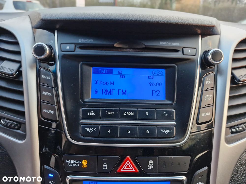Hyundai i30 1.6 CRDi Comfort - 37