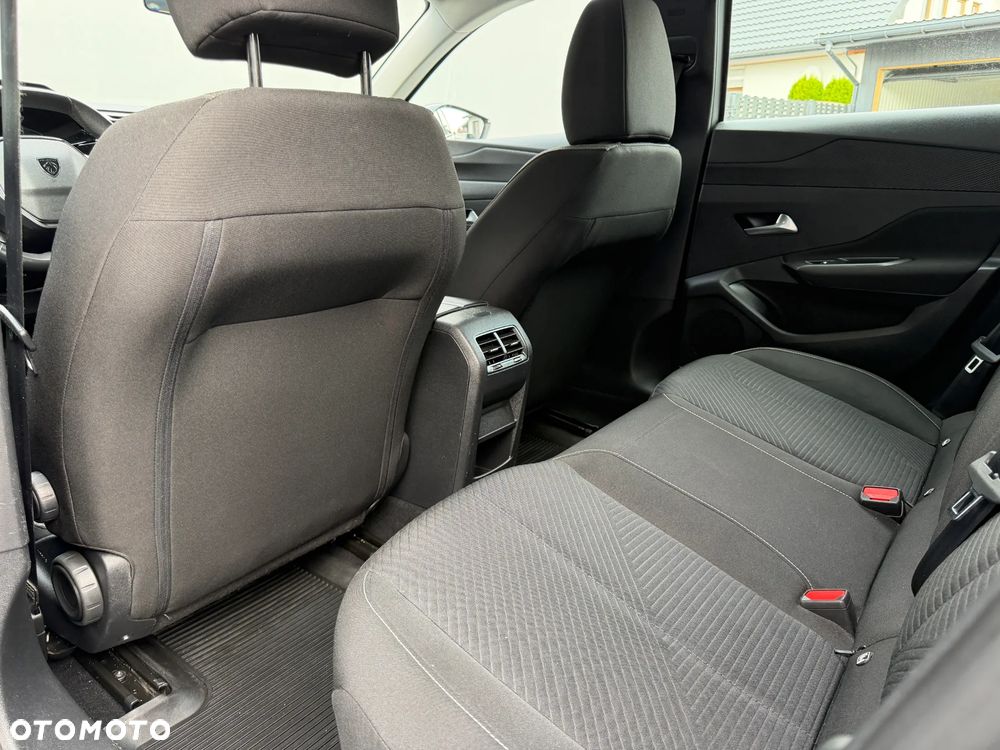 Peugeot 308 1.5 BlueHDi Allure S&S - 26