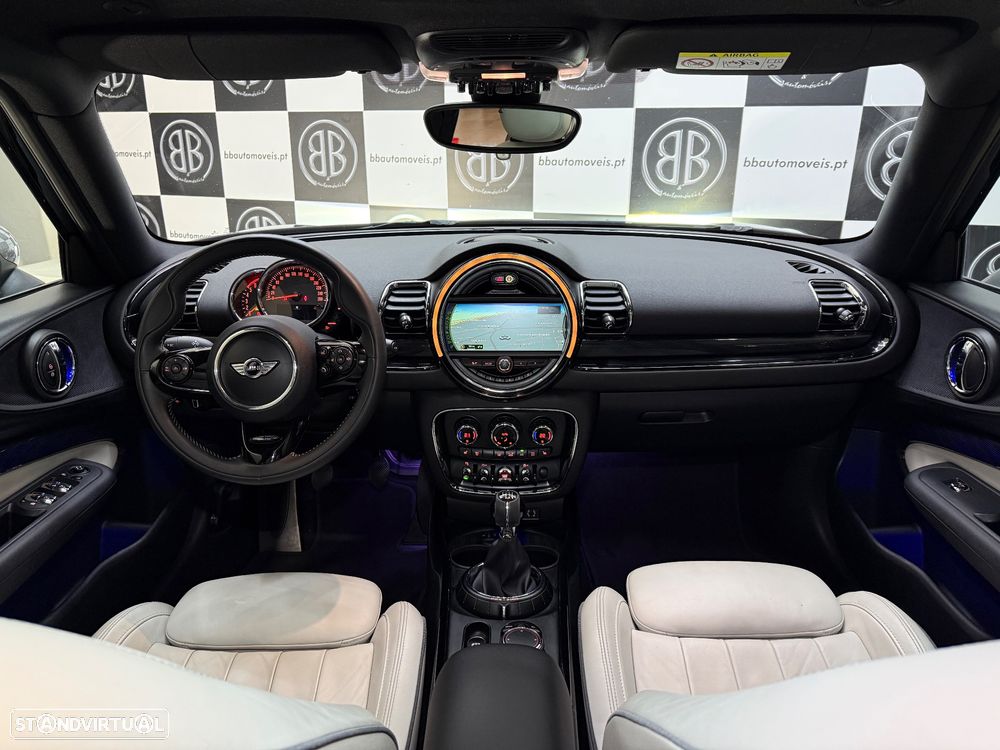 MINI Clubman Cooper D - 8