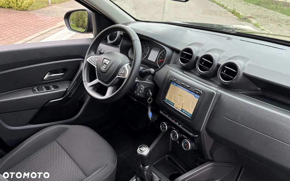 Dacia Duster 1.6 SCe Prestige - 18
