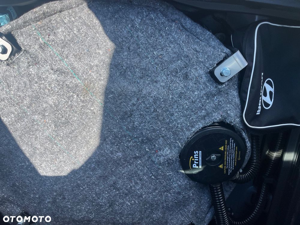 Hyundai Tucson 1.6 Turbo 2WD Navi - 22
