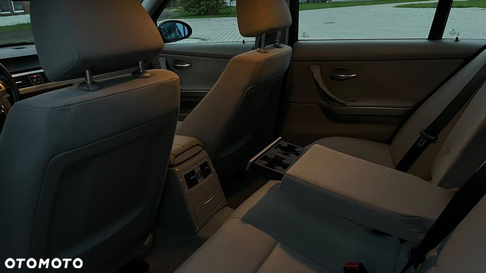 BMW Seria 3 - 24