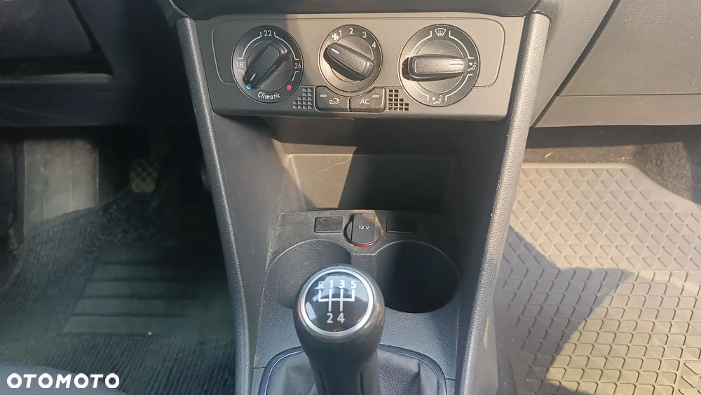 Volkswagen Polo - 28