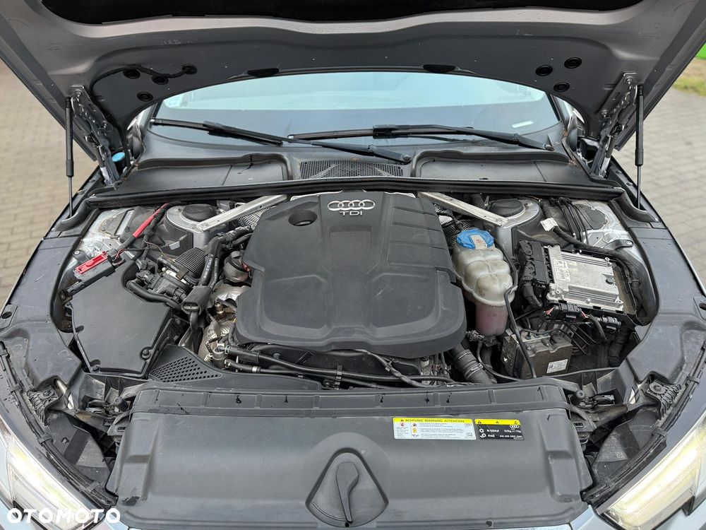 Audi A4 Avant 2.0 TDI ultra S tronic - 17