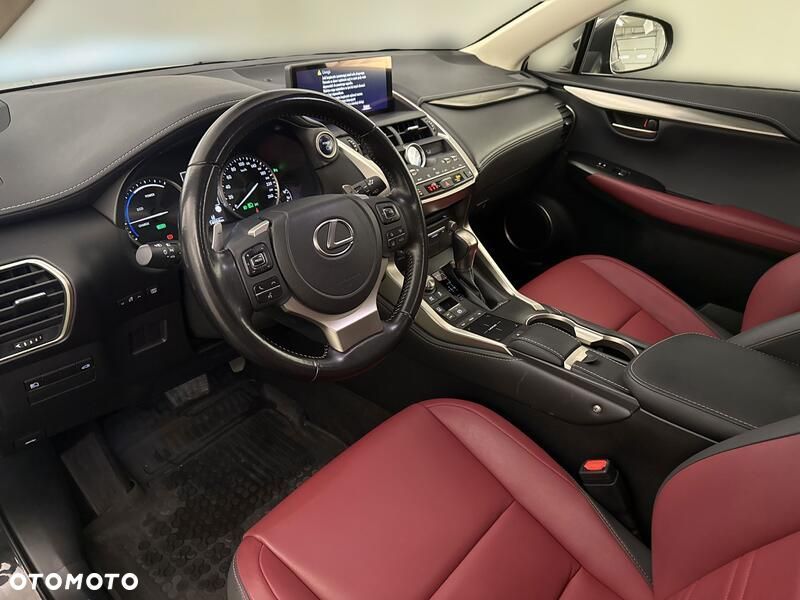 Lexus NX 300h Business Edition AWD - 10