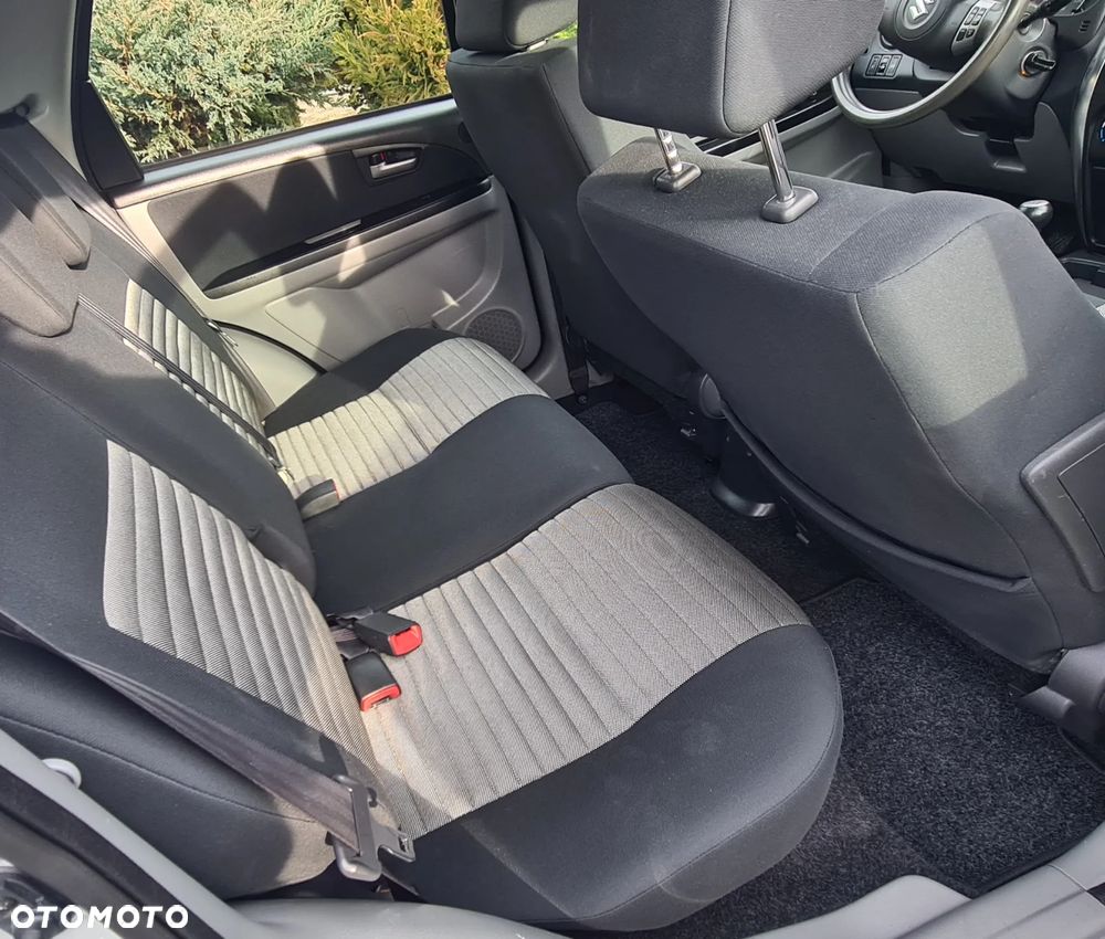 Suzuki SX4 1.9 DDiS 4WD GS / Premium - 7