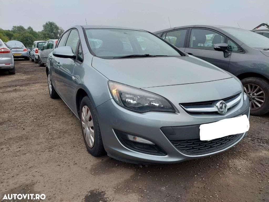 CD player Opel Astra J 2012 HATCHBACK 1.6 i - 4