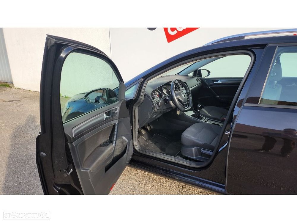 VW Golf Variant 1.6 TDi Confortline - 3