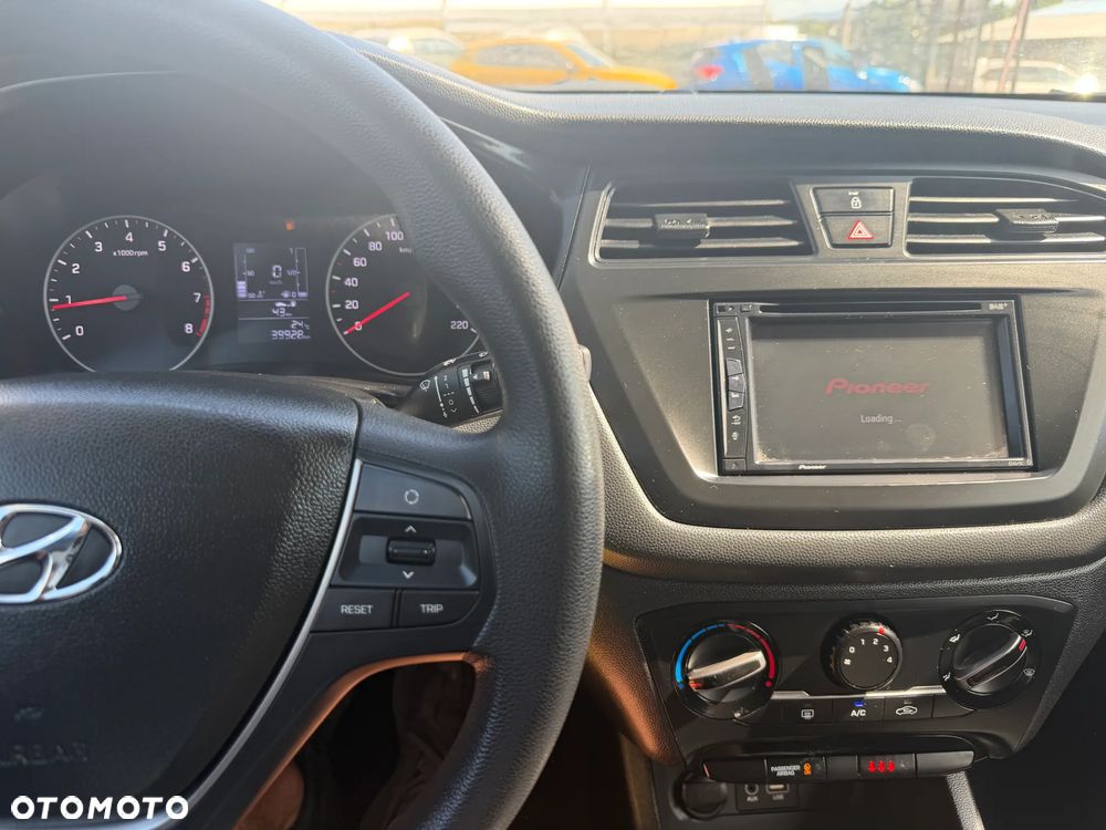 Hyundai i20 1.2 Comfort - 19