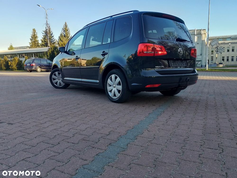 Volkswagen Touran 1.6 TDI DPF STYLE - 4