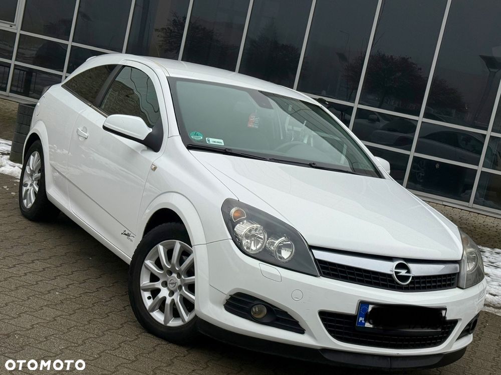 Opel Astra 1.6 Black&White - 1