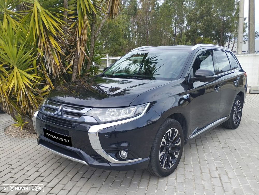 Mitsubishi Outlander - 1