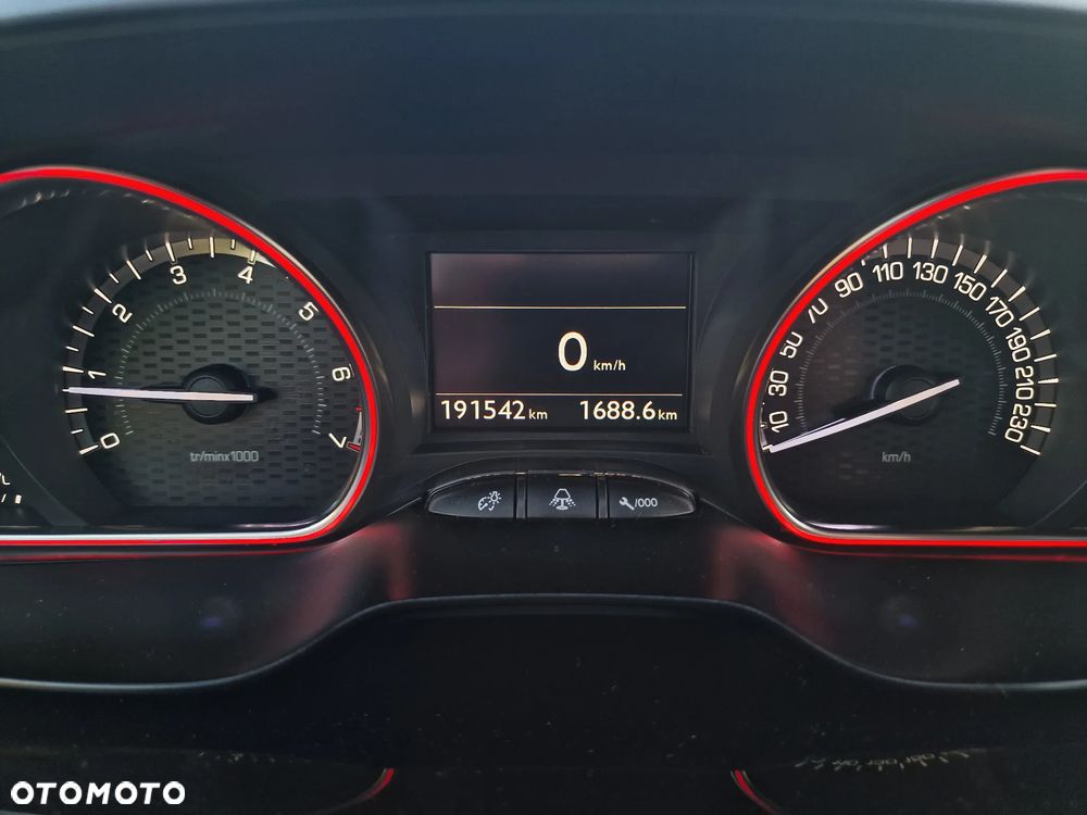 Peugeot 208 THP STOP & START GTi by Sport - 20