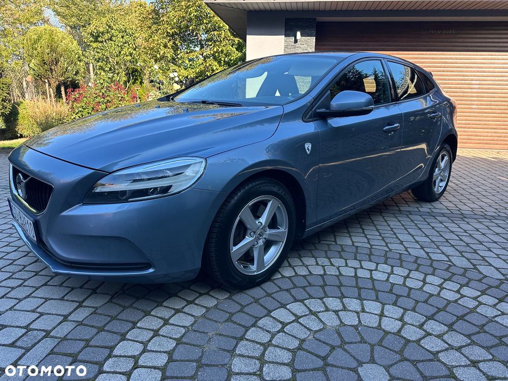 Volvo V40 D3 Drive-E Momentum - 21