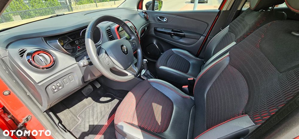 Renault Captur TCe 120 EDC Helly Hansen - 12