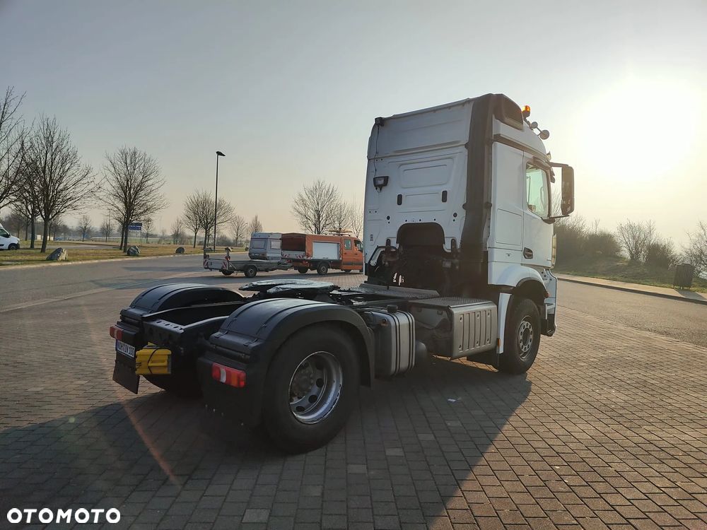 Mercedes-Benz Arocs - 7