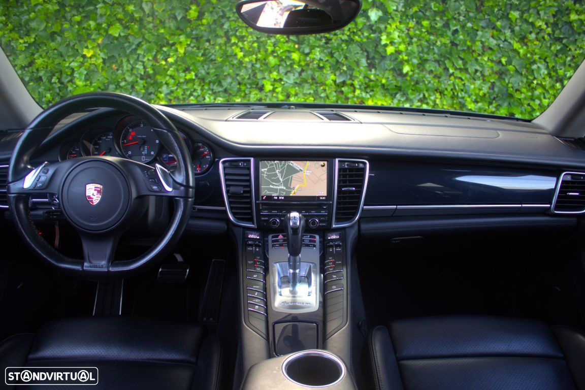 Porsche Panamera Edition - 16