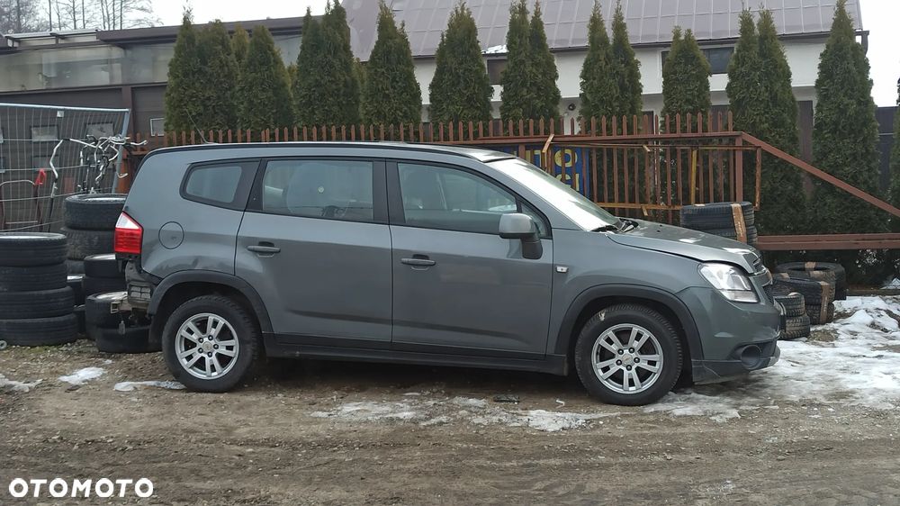 Chevrolet Orlando  10-  2.0 LNP Lakier GCV silnik reflektor lusterko deska fotele  pasy błotnik maska zderzak