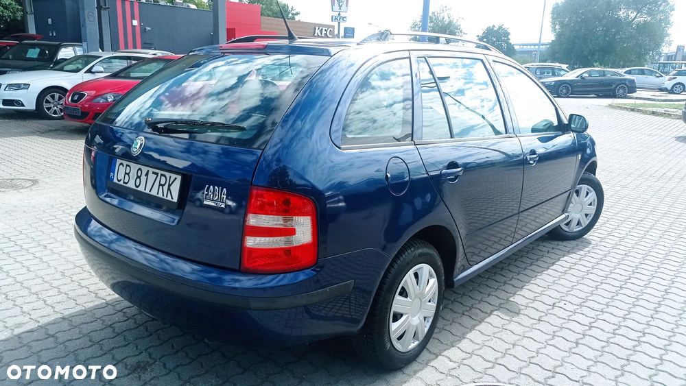 Skoda Fabia 1.4 16V Combi Comfort - 19