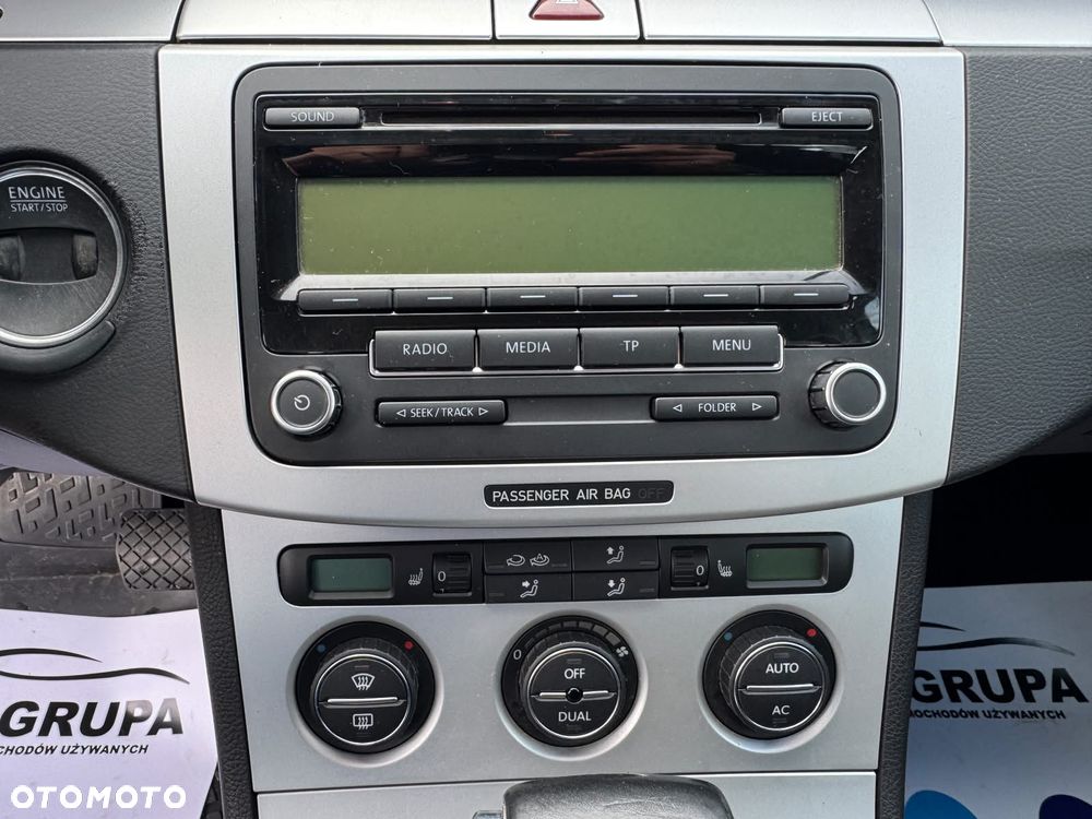 Volkswagen Passat Variant - 23