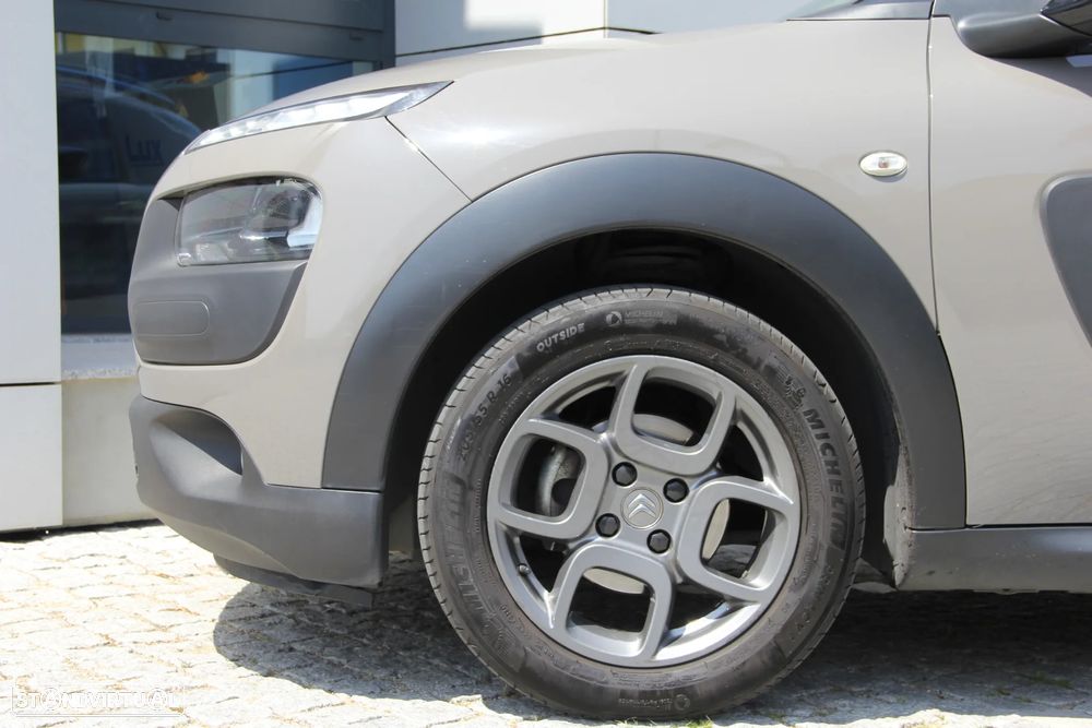 Citroën C4 Cactus 1.2 PureTech Shine - 12