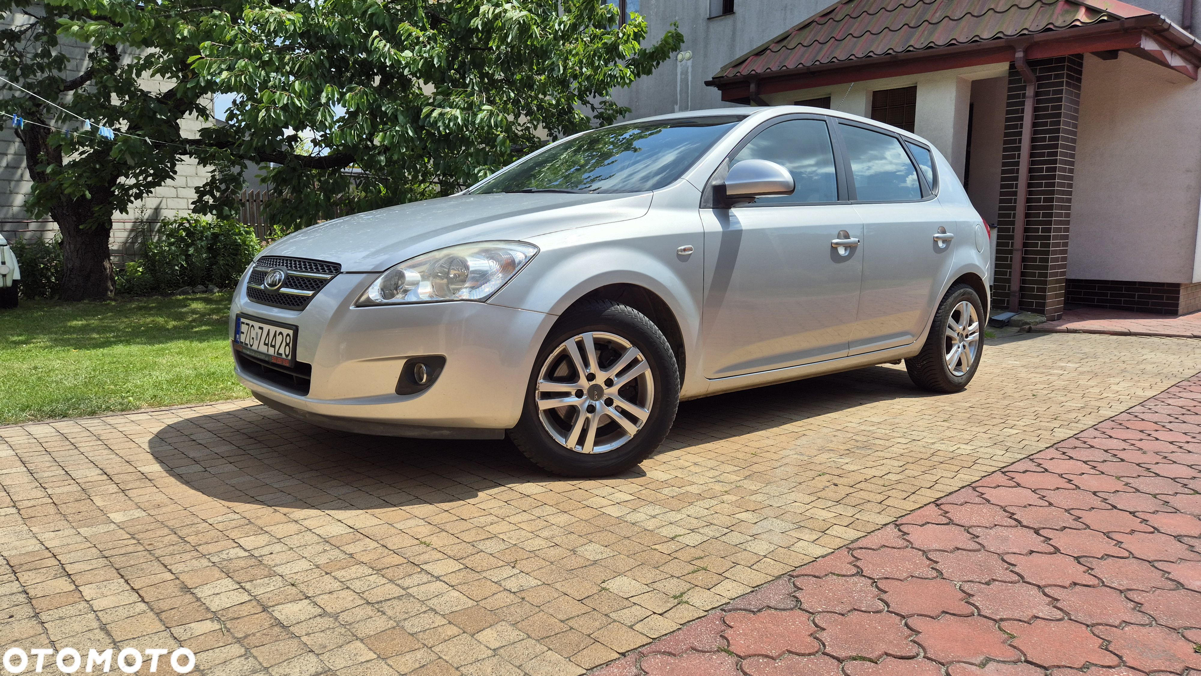 Kia Ceed 1.6 CRDi EX - 1