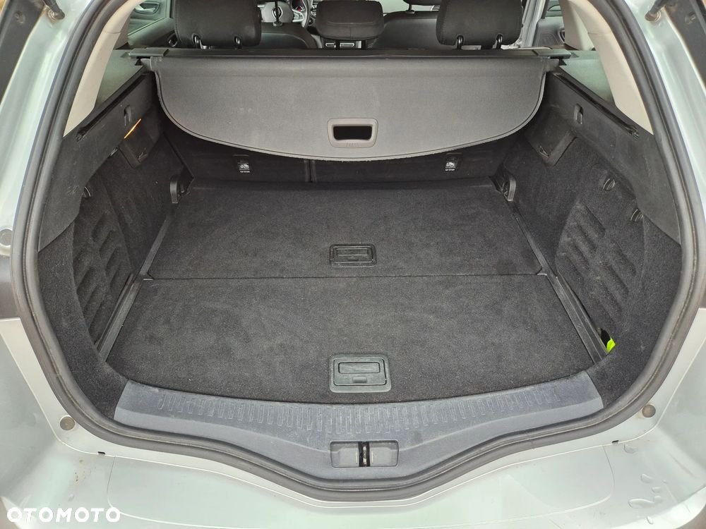 Renault Megane 1.5 Blue dCi Zen - 6