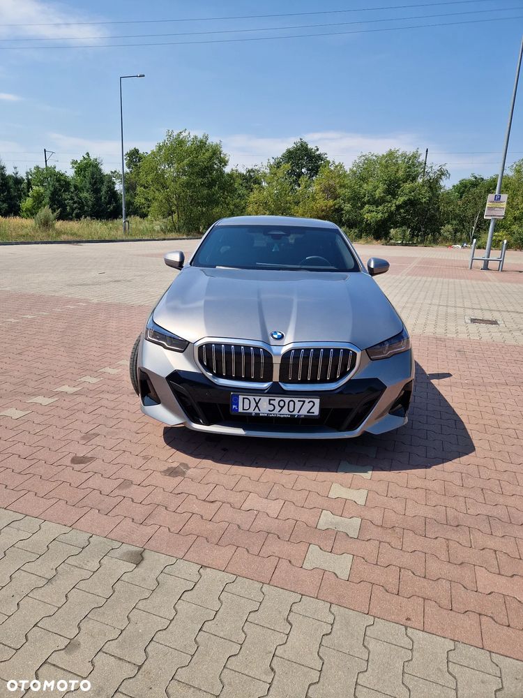 BMW Seria 5 520d mHEV M Sport - 3