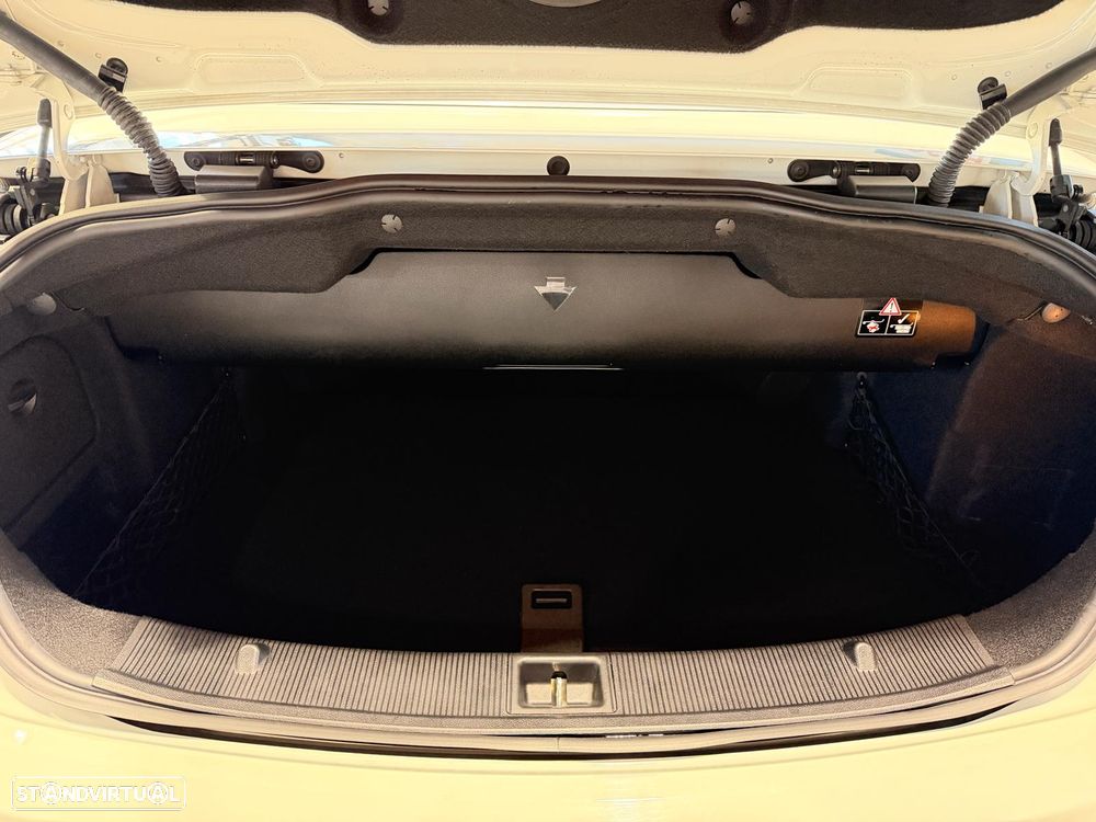 Mercedes-Benz E 250 CDi Avantgarde BlueEfficiency Auto - 21