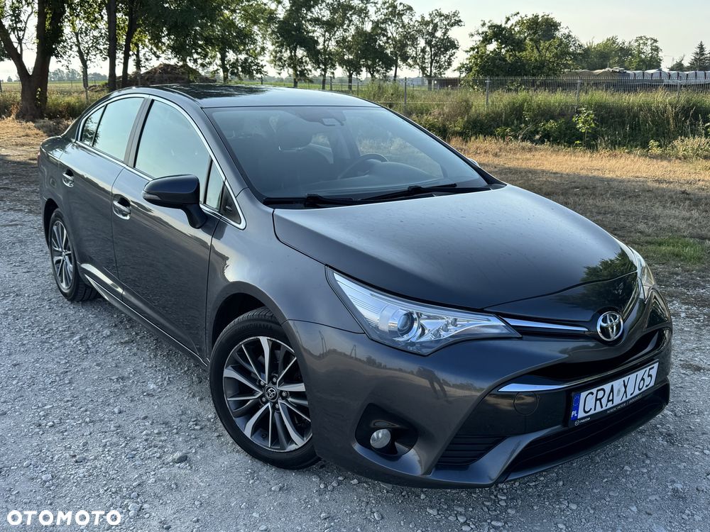 Toyota Avensis - 1