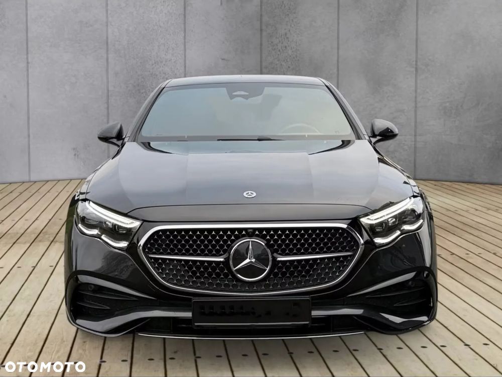 Mercedes-Benz Klasa E 220 d mHEV 4-Matic AMG 9G-Tronic - 2
