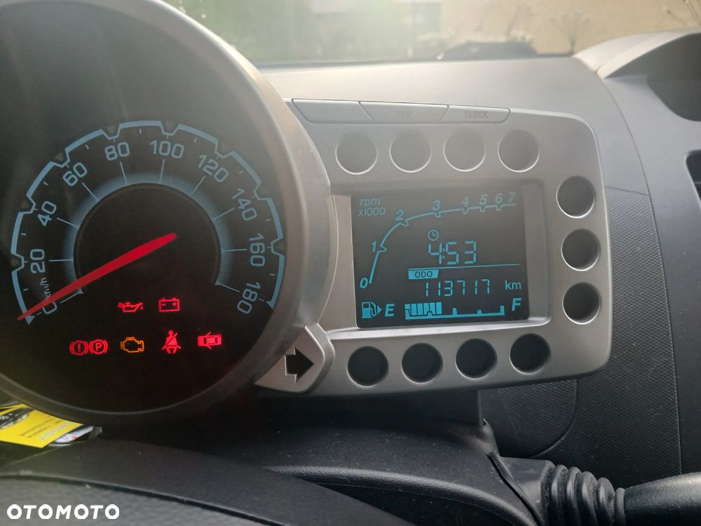 Chevrolet Spark - 16