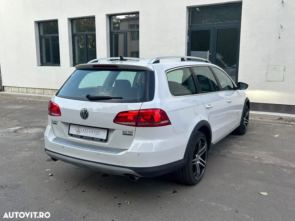 Volkswagen Passat Alltrack 2.0 TDI 4Motion DSG BlueMotion Tec - 12