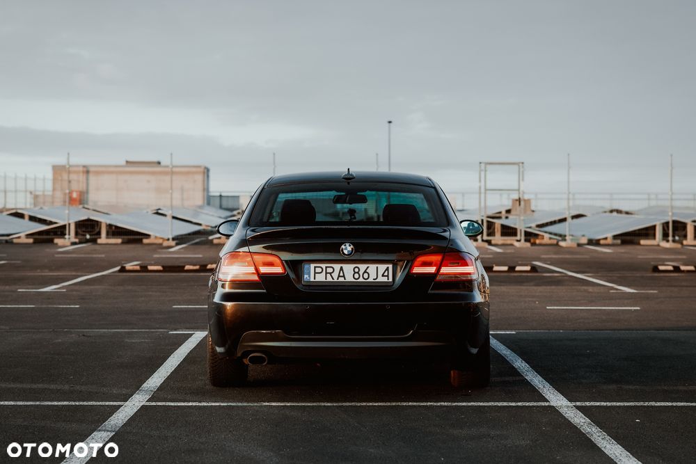 BMW Seria 3 320i M Sport Edition - 6