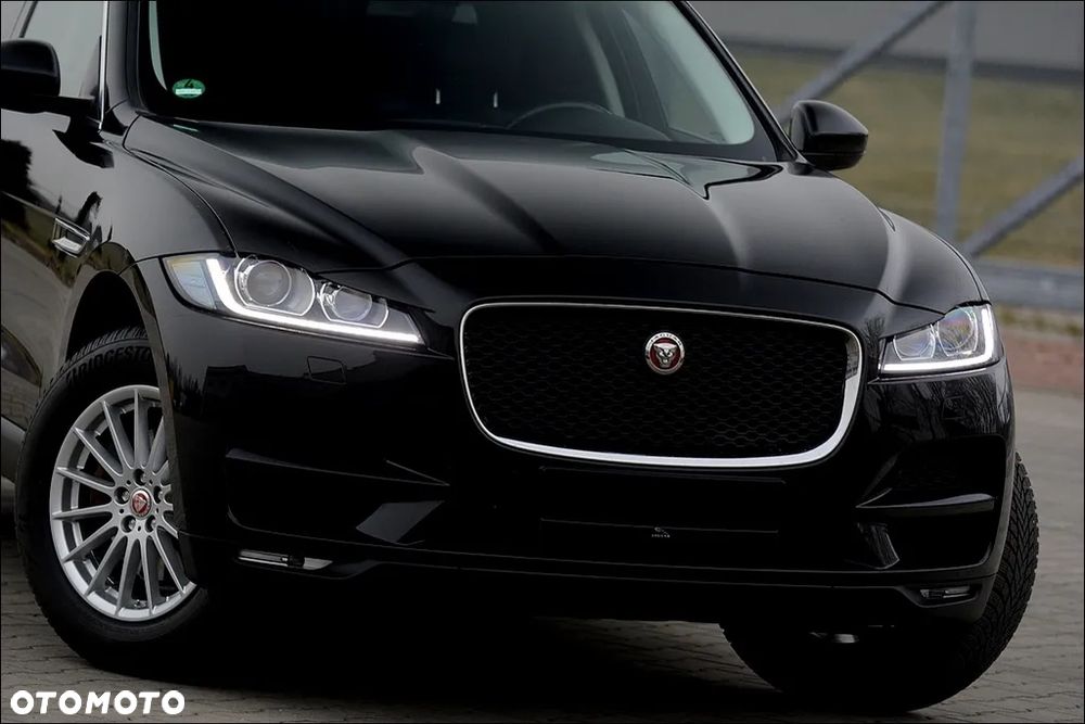 Jaguar F-Pace 2.0 i4D AWD Prestige - 11