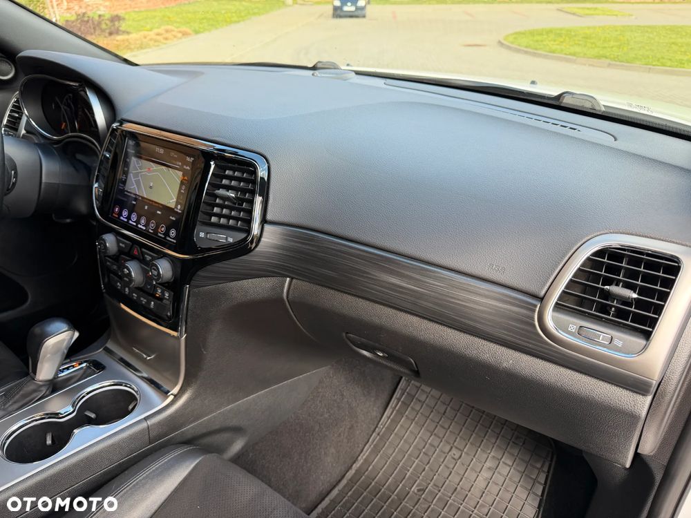 Jeep Grand Cherokee 3.6 V6 Limited - 29
