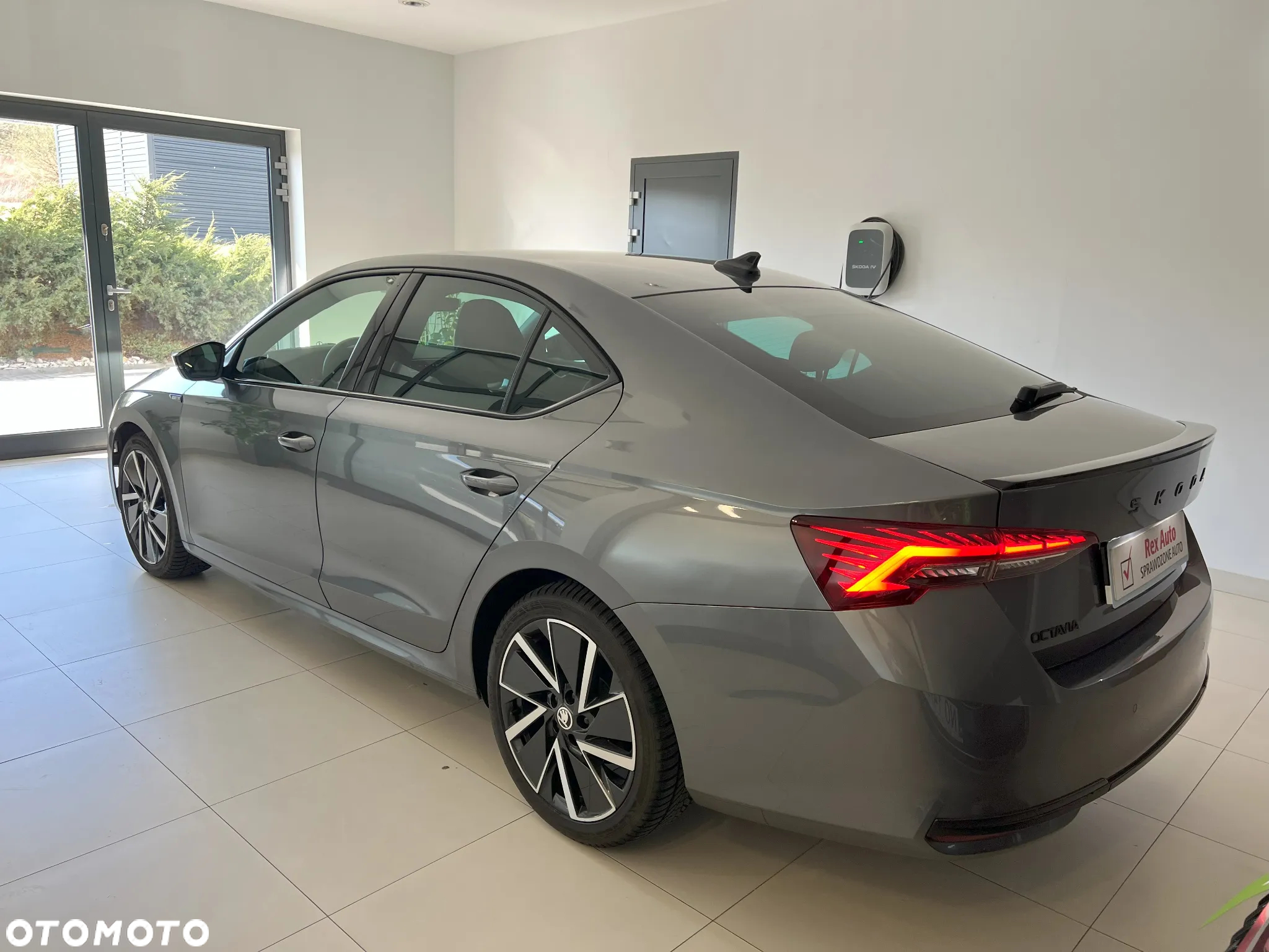 Skoda Octavia 2.0 TDI Sportline DSG - 7
