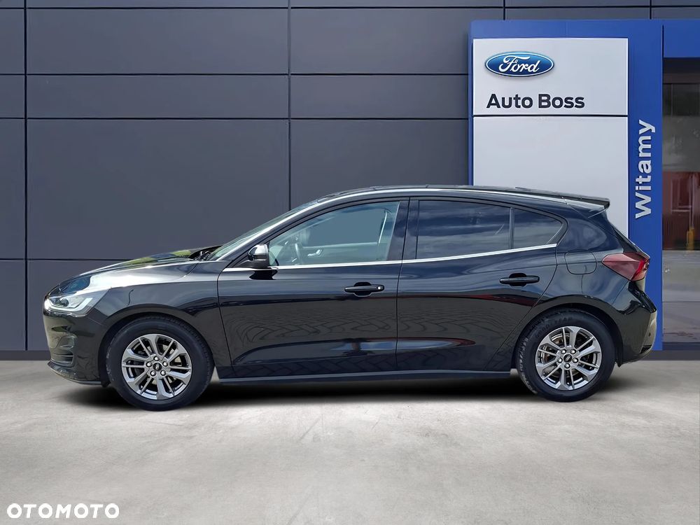 Ford Focus 2022 photo 2