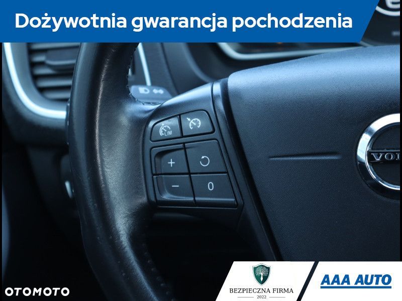 Volvo V40 - 21