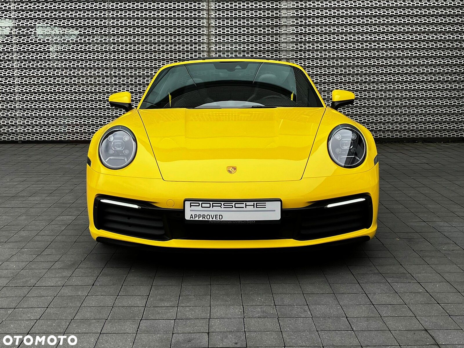 Porsche 911 Targa 4S - 8