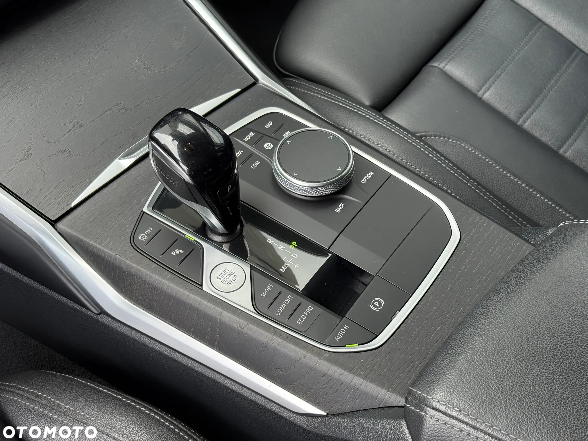 BMW Seria 3 320d xDrive Luxury Line - 25