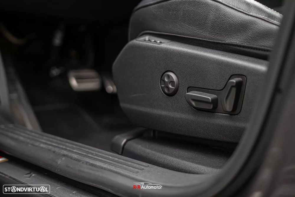 DS DS7 Crossback 1.5 BlueHDi Performance Line EAT8 - 14