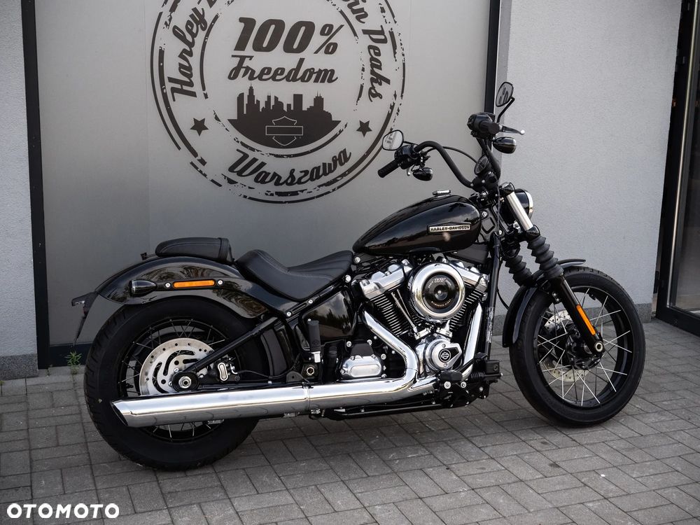 Harley-Davidson Softail Street Bob - 3