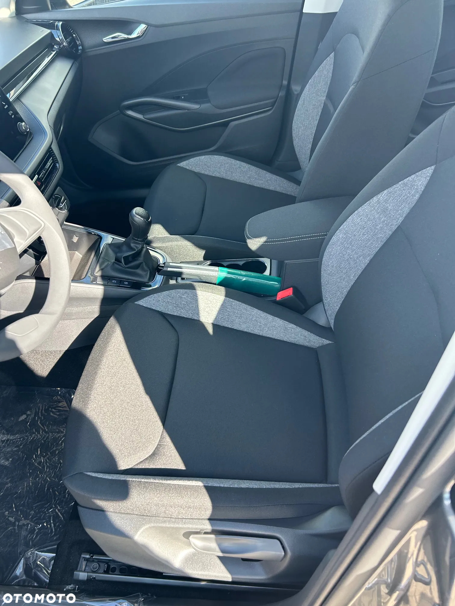 Skoda Fabia 1.0 TSI Essence - 7
