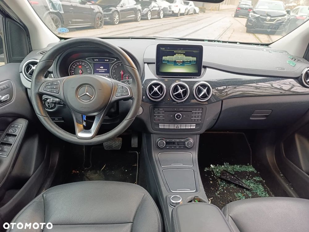 Mercedes-Benz Klasa B 250 4Matic 7G-DCT - 16